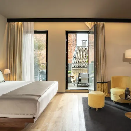 Speronari Suites-3